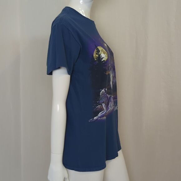 Alaska Tee Shirt Wolf Design Short Sleeves Size Medium - Picture 4 of 5